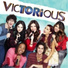 Elizabeth Gillies & Ariana Grande