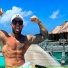 Aston Avi