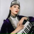 Девушка с аккордеоном