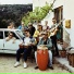 The Tyets, Los Manolos